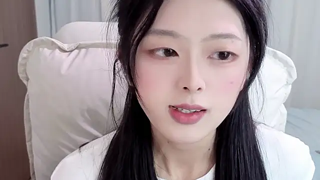 Koikoi    online show from February 2026 03:23:02 AM