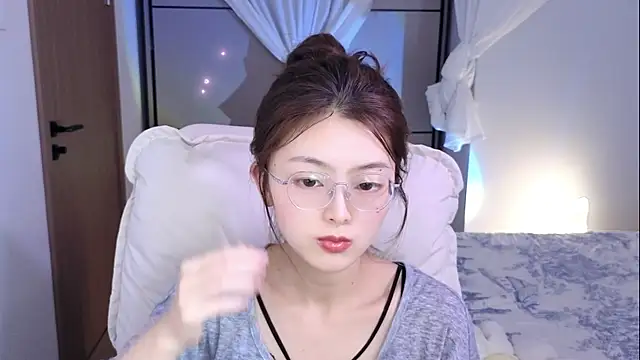 Koikoi    online show from April 2026 06:42:01 AM