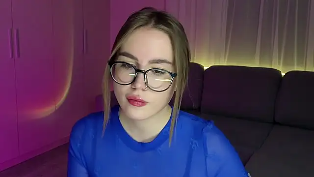 Snapshot of Aurelia_Voss chatting on December 2025 06:16:01 AM Aurelia Voss online show from December 2025 06:16:01 AM