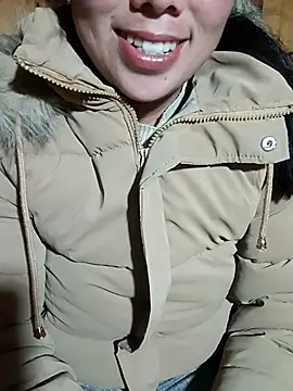 Chloe-ee online show from February 2026 12:03:02 PM