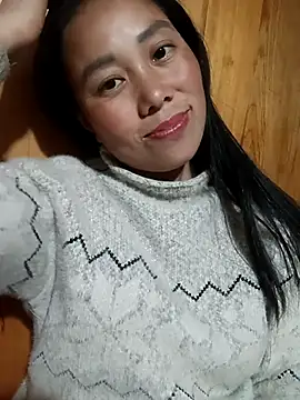 Chloe-ee online show from December 2025 12:53:01 PM