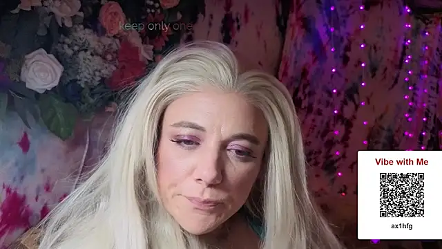 infinirose online show from May 2026 09:45:01 AM