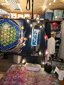 infinirose online show from April 2026 08:07:02 AM