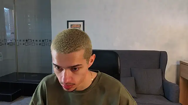 KaydenDrew online show from April 2026 04:30:01 AM