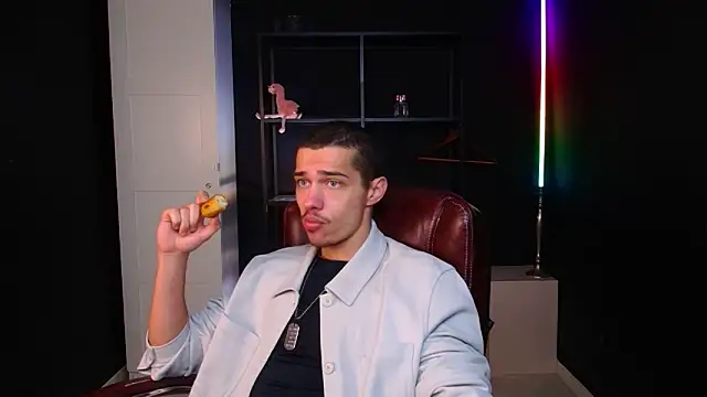 KaydenDrew online show from February 2026 05:17:02 AM