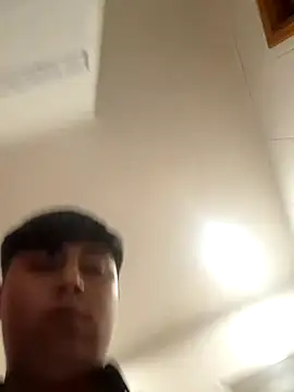 lucas1890 online show from December 2025 09:13:02 AM