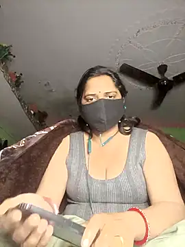 DIRTY-MOMS online show from February 2026 04:16:02 PM