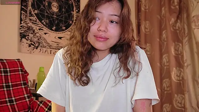 Snapshot of prancing_girl chatting on June 2026 02:01:02 AM prancing girl online show from June 2026 02:01:02 AM