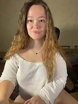 CaramelleSugarr online show from April 2026 05:57:02 PM