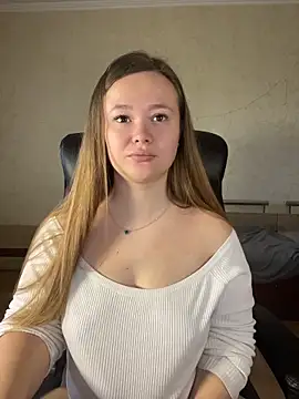 CaramelleSugarr online show from April 2026 11:55:02 AM