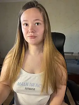 CaramelleSugarr online show from May 2026 04:10:02 PM