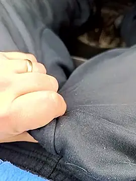 Snapshot of AlcorMad chatting on February 2026 10:42:02 AM AlcorMad online show from February 2026 10:42:02 AM