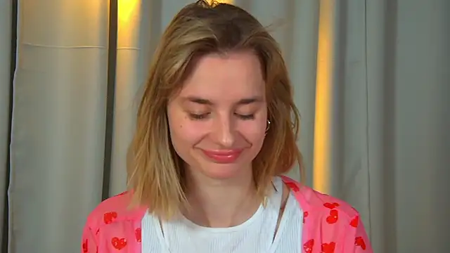 Snapshot of MerlinMeyer chatting on February 2026 06:33:02 AM MerlinMeyer online show from February 2026 06:33:02 AM