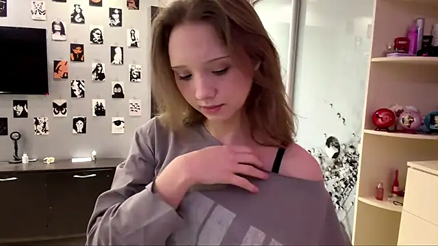 Snapshot of Princessofcashe chatting on April 2026 03:09:01 PM Princessofcashe online show from April 2026 03:09:01 PM