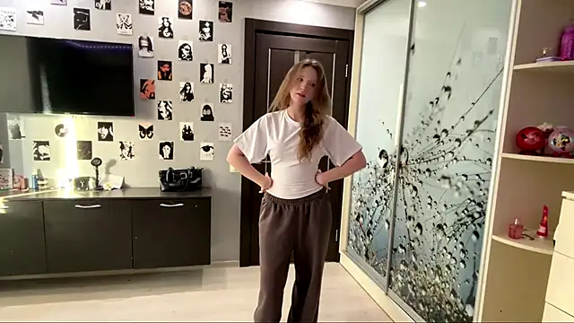 Snapshot of Princessofcashe chatting on April 2026 03:13:01 PM Princessofcashe online show from April 2026 03:13:01 PM