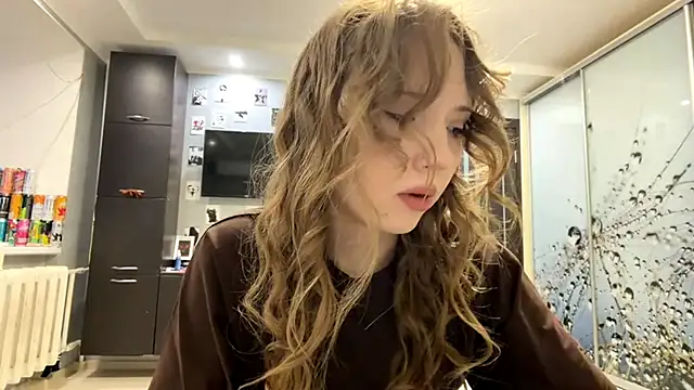 Princessofcashe online show from February 2026 03:01:01 PM