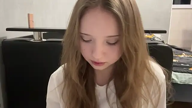 Princessofcashe online show from December 2025 04:12:02 PM