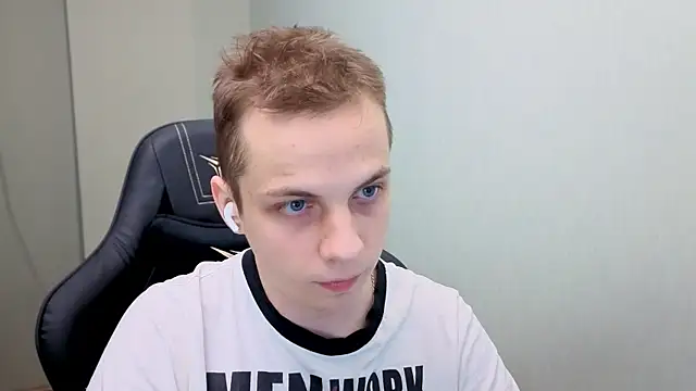 Markooaa online show from April 2026 07:18:01 PM