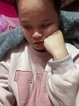 Thanhhuyen001 online show from February 2026 03:48:02 AM