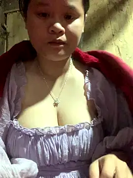 Thanhhuyen001 online show from December 2025 02:27:02 AM