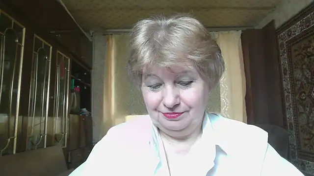 Snapshot of Casey_peach chatting on May 2026 06:32:02 AM Casey peach online show from May 2026 06:32:02 AM