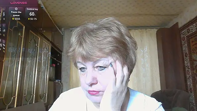 Casey peach online show from March 2026 04:38:01 AM