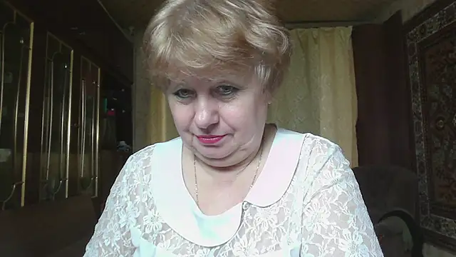 Snapshot of Casey_peach chatting on May 2026 06:20:02 AM Casey peach online show from May 2026 06:20:02 AM
