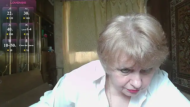 Snapshot of Casey_peach chatting on June 2026 06:52:02 AM Casey peach online show from June 2026 06:52:02 AM