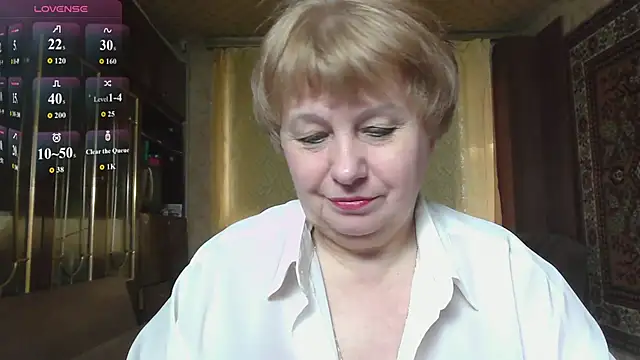 Snapshot of Casey_peach chatting on April 2026 01:30:02 PM Casey peach online show from April 2026 01:30:02 PM