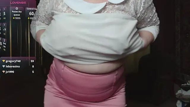 Casey peach online show from April 2026 04:46:01 PM