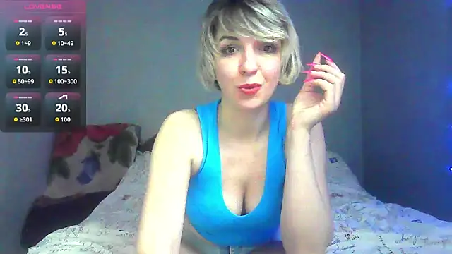 Lana Foxyy online show from April 2026 07:54:01 PM