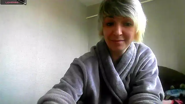 Lana Foxyy online show from March 2026 01:22:02 PM