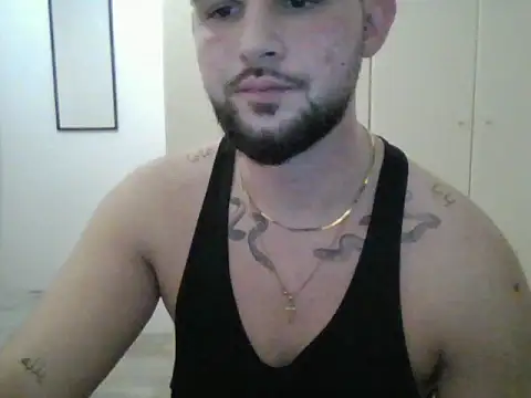 LunaFoxTip online show from December 2025 08:25:02 PM