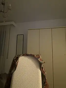 LunaFoxTip online show from February 2026 08:41:01 PM