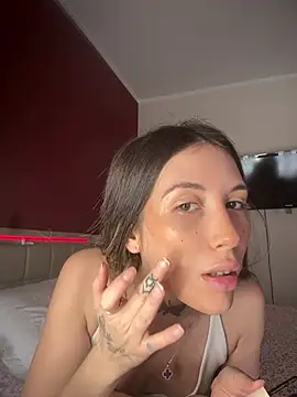 saphirafox online show from March 2026 01:38:02 PM