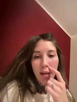 saphirafox online show from March 2026 06:26:01 PM