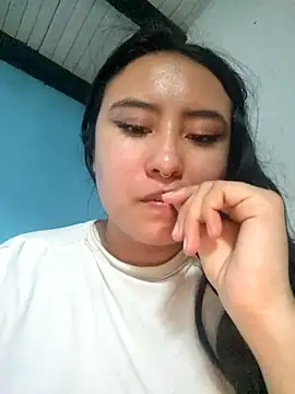 Venuz Rivers  online show from March 2026 09:00:01 PM