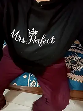 Sofia-111 online show from February 2026 12:29:01 PM