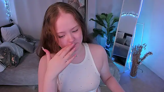 Yennefer   online show from January 2026 06:50:02 AM