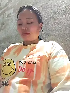 Maikha08 online show from March 2026 10:44:01 PM