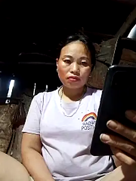 Maikha08 online show from April 2026 11:11:01 PM