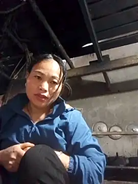 Maikha08 online show from February 2026 12:44:01 AM