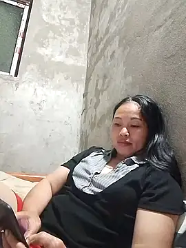 Maikha08 online show from April 2026 02:32:02 PM