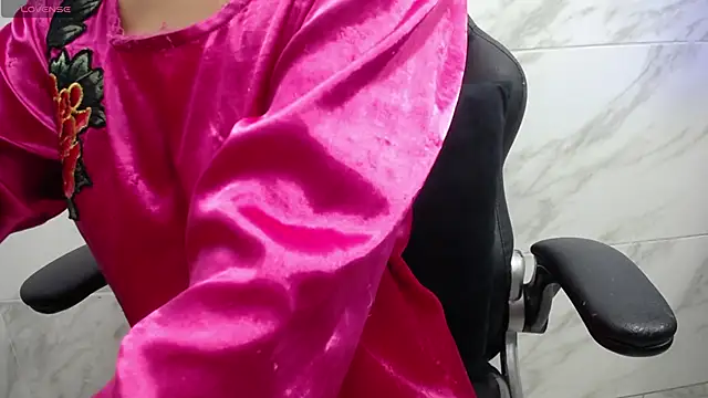 kyra jeet online show from March 2026 12:38:01 PM