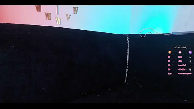 sofitabares  online show from April 2026 09:31:01 PM