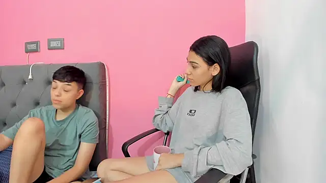 ariloe quintero online show from March 2026 01:35:02 PM