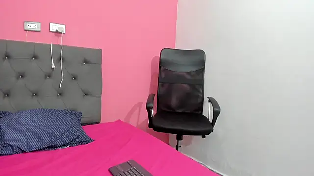 ariloe quintero online show from March 2026 10:23:02 PM