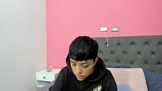 ariloe quintero online show from March 2026 01:07:01 PM