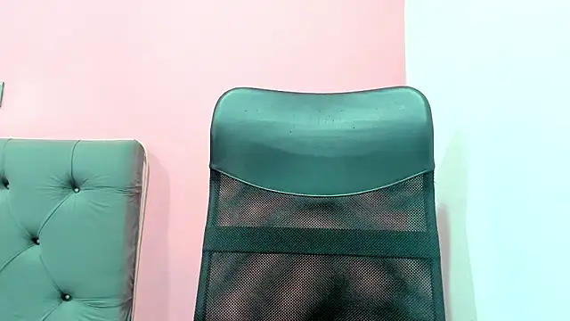 ariloe quintero online show from April 2026 01:03:01 PM