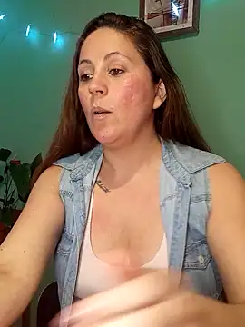 SofiEsteves online show from June 2026 08:43:02 PM